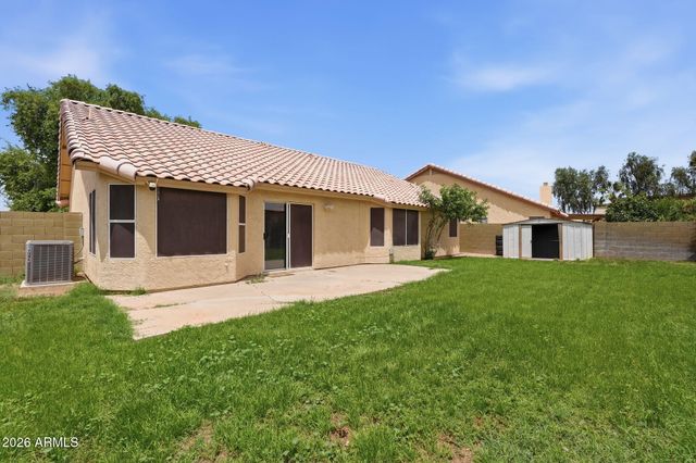 937 S SAN JOAQUIN Court, Gilbert, AZ 85296