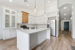 937 S SAN JOAQUIN Court, Gilbert, AZ 85296