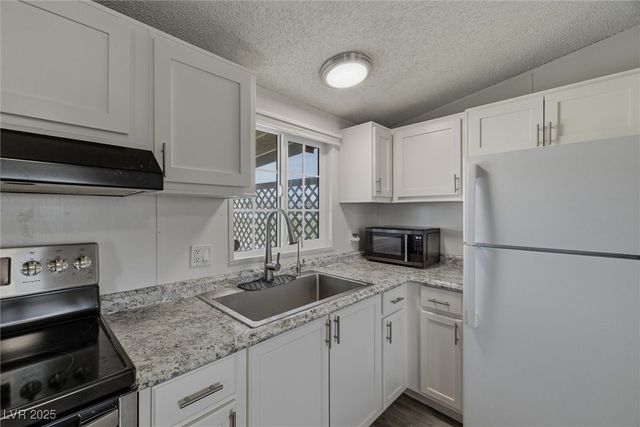 130 West Rudy Road, Pahrump, NV 89048