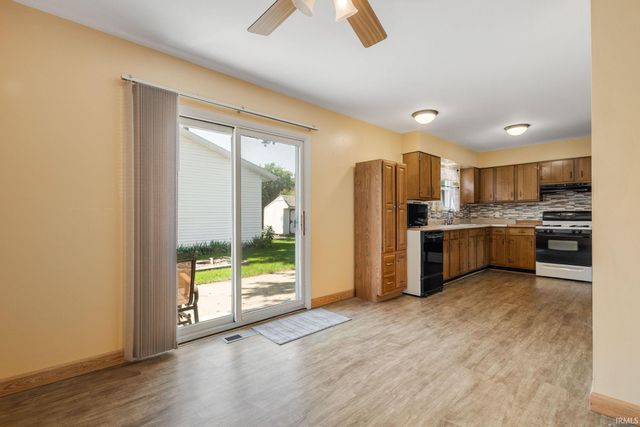 815 E 8th Street, Mishawaka, IN 46544