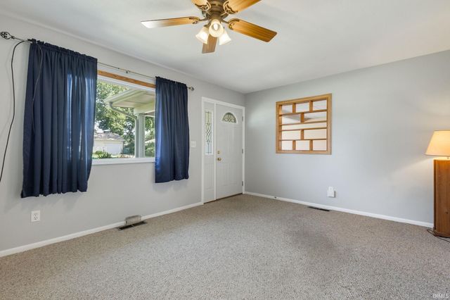 815 E 8th Street, Mishawaka, IN 46544