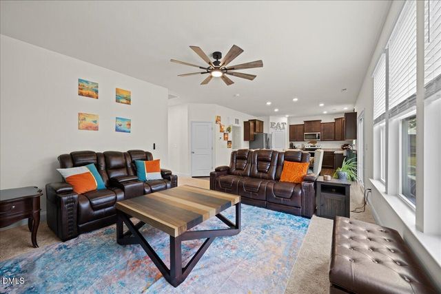 835 Golden Plum Lane, Zebulon, NC 27597