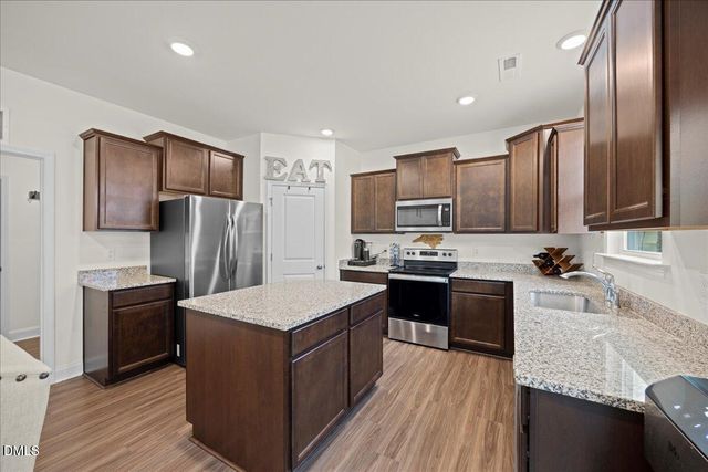 835 Golden Plum Lane, Zebulon, NC 27597