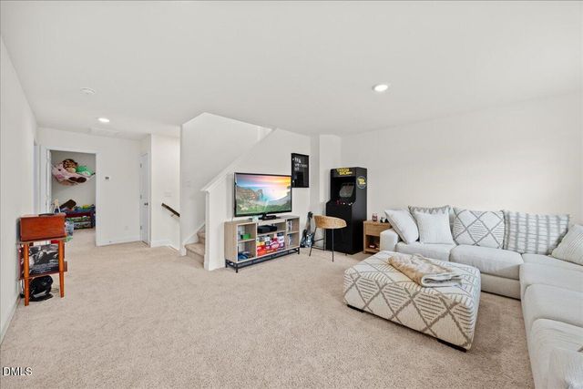 835 Golden Plum Lane, Zebulon, NC 27597