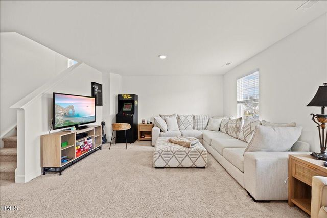 835 Golden Plum Lane, Zebulon, NC 27597