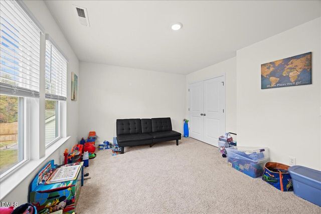 835 Golden Plum Lane, Zebulon, NC 27597