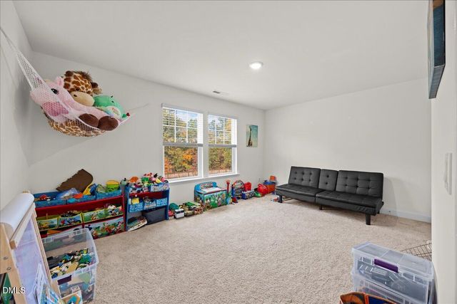 835 Golden Plum Lane, Zebulon, NC 27597