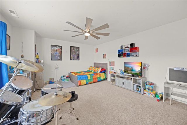 835 Golden Plum Lane, Zebulon, NC 27597