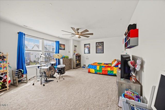 835 Golden Plum Lane, Zebulon, NC 27597