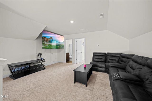 835 Golden Plum Lane, Zebulon, NC 27597