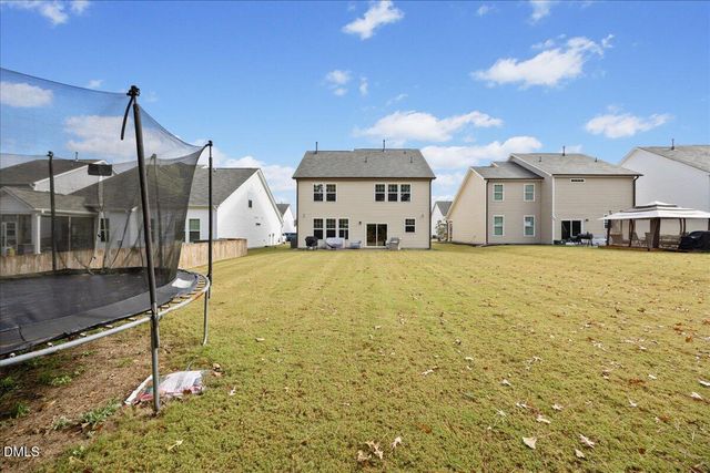 835 Golden Plum Lane, Zebulon, NC 27597