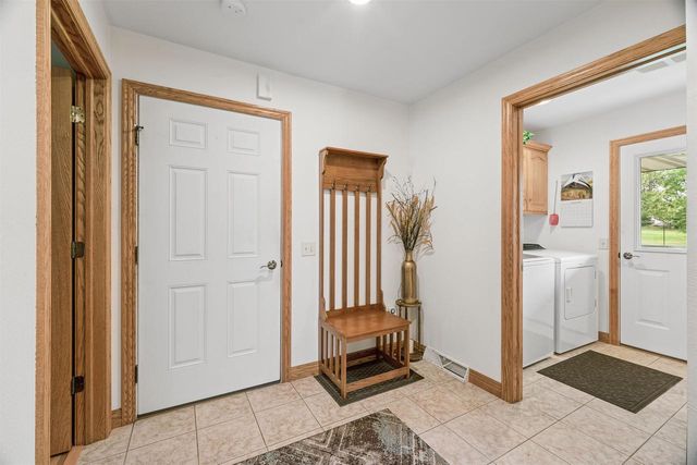2117 DEER HAVEN ROAD, Greenleaf, WI 54126