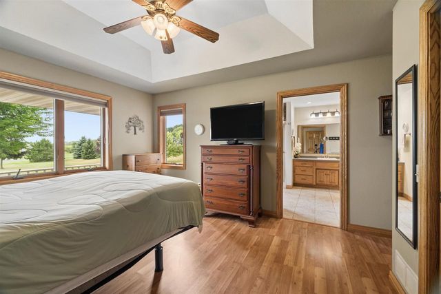 2117 DEER HAVEN ROAD, Greenleaf, WI 54126
