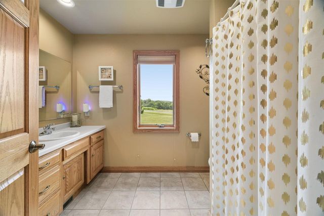 2117 DEER HAVEN ROAD, Greenleaf, WI 54126
