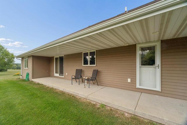 2117 DEER HAVEN ROAD, Greenleaf, WI 54126