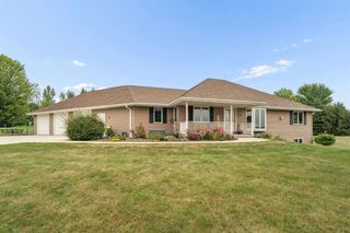 2117 DEER HAVEN ROAD, Greenleaf, WI 54126