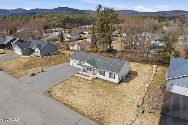 18 Wiley Way, Corinth, NY 12822