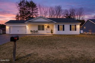 18 Wiley Way, Corinth, NY 12822