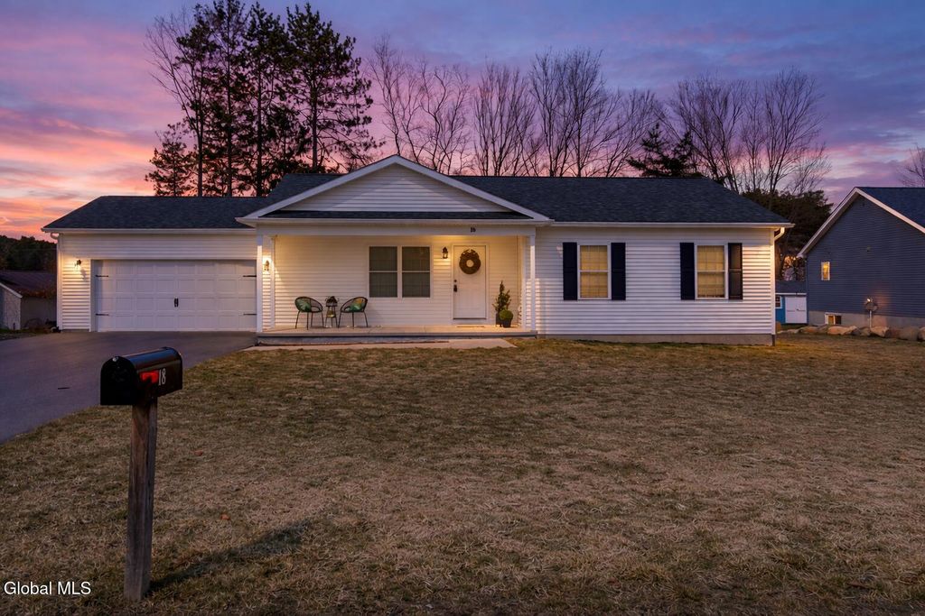 18 Wiley Way, Corinth, NY 12822