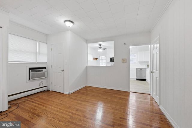 5 S WELLS AVE, Glenolden, PA 19036