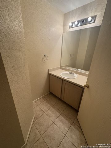 61 Autumn Pass # 0, San Antonio, TX 78245