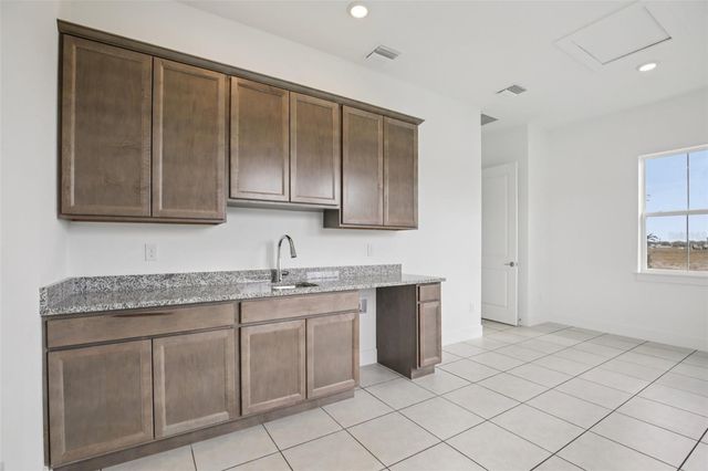 8218 GOLDEN BEACH COURT, Parrish, FL 34219