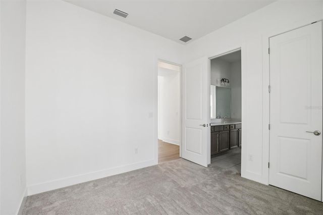 8218 GOLDEN BEACH COURT, Parrish, FL 34219