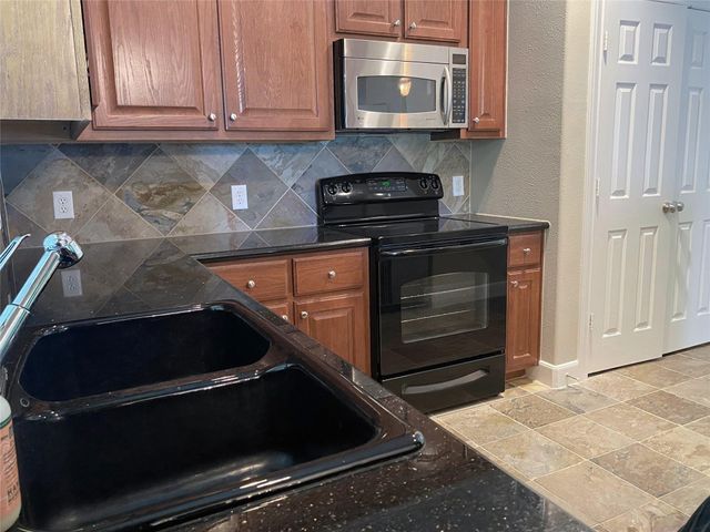 3227 Damico Street, Houston, TX 77019