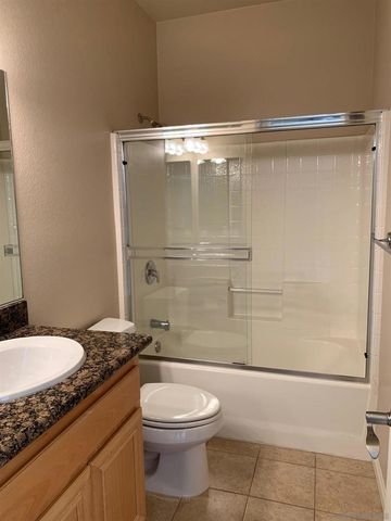 3926 Iowa St, San Diego, CA 92104