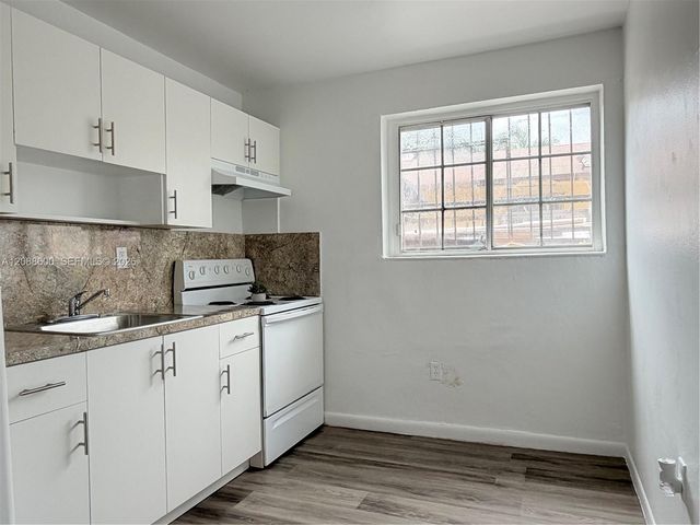 1885 NW 18th Terrace 2, Miami, FL 33125