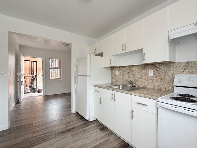 1885 NW 18th Terrace 2, Miami, FL 33125