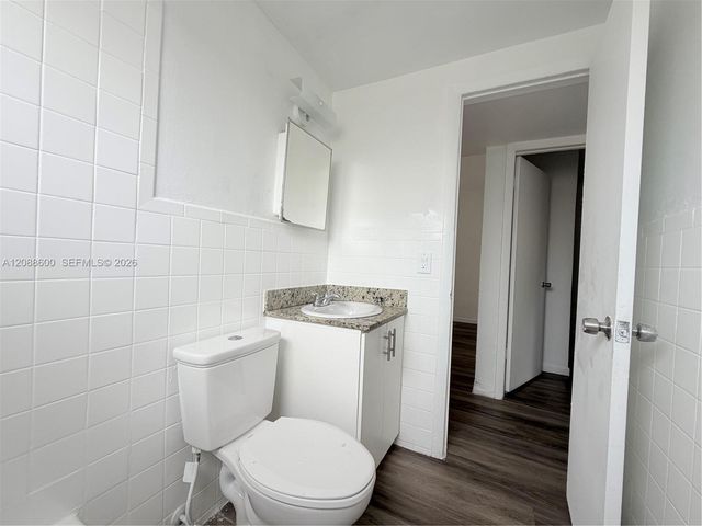 1885 NW 18th Terrace 2, Miami, FL 33125