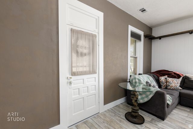 92 S MAIN, Willard, UT 84340