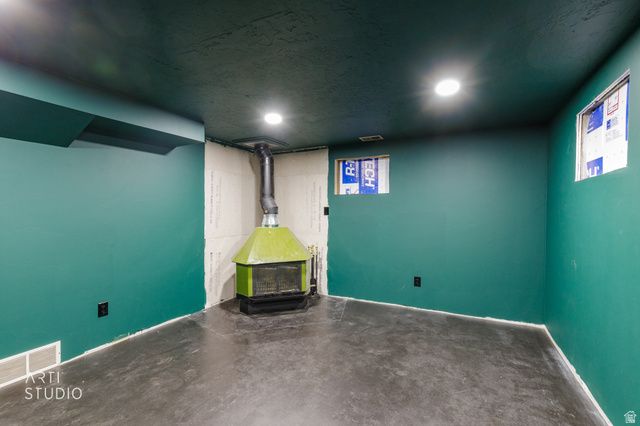 92 S MAIN, Willard, UT 84340