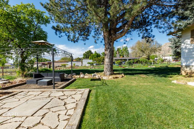 92 S MAIN, Willard, UT 84340
