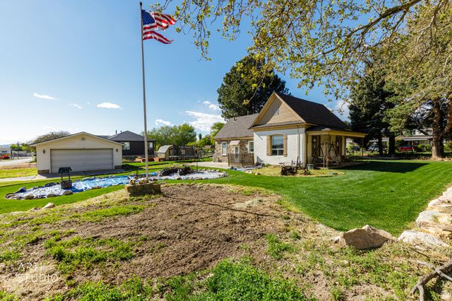 92 S MAIN, Willard, UT 84340