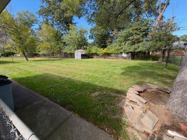 569 Hemlock Drive, Euclid, OH 44132