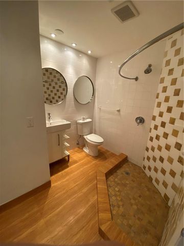 713 SE 18th Street, Fort Lauderdale, FL 33316