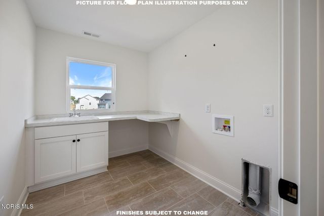 8818 Flint Court, Sylvania, OH 43560