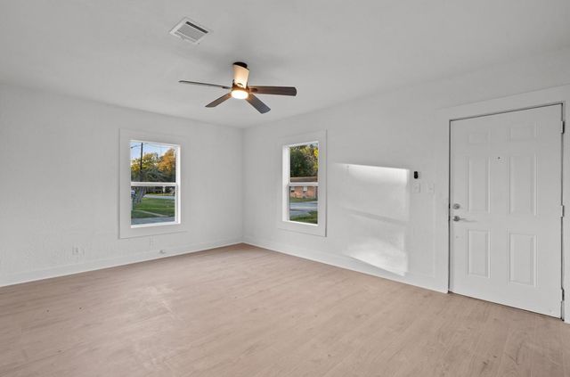 2027 Scott Street, La Marque, TX 77568