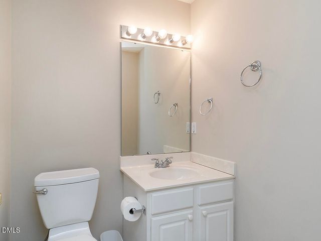 3027 Maple Avenue Apt J2, Burlington, NC 27215