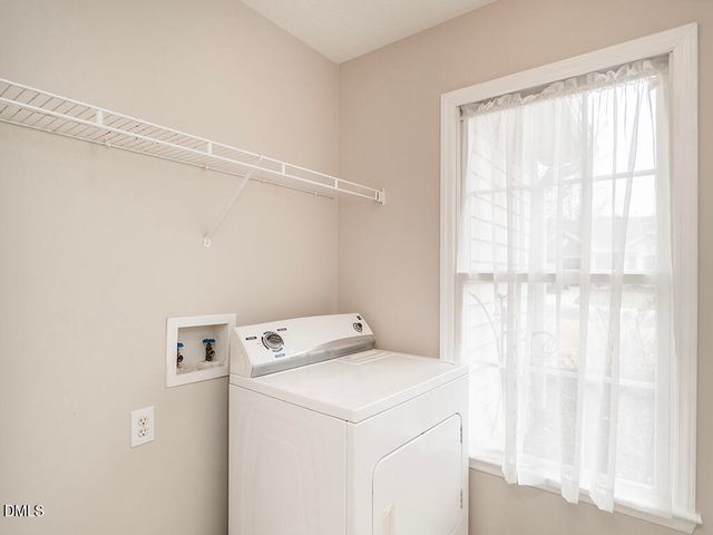 3027 Maple Avenue Apt J2, Burlington, NC 27215