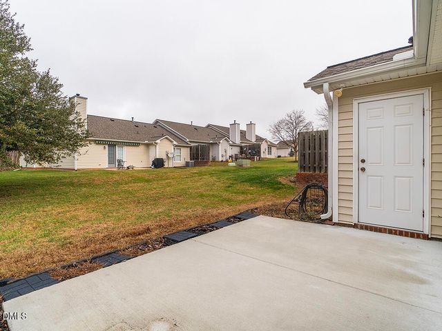 3027 Maple Avenue Apt J2, Burlington, NC 27215