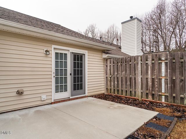 3027 Maple Avenue Apt J2, Burlington, NC 27215