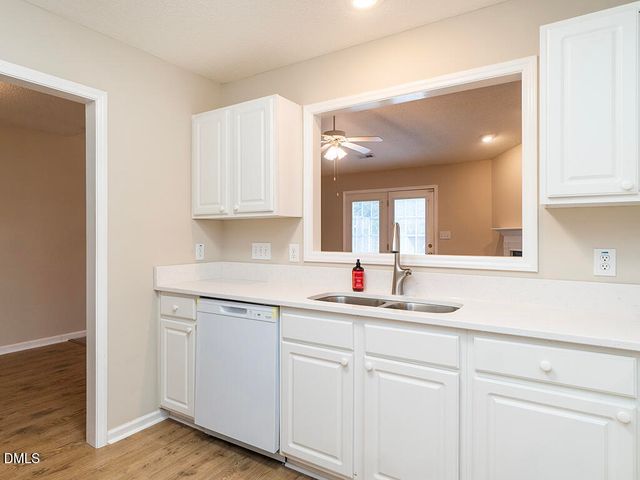 3027 Maple Avenue Apt J2, Burlington, NC 27215