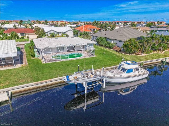 110 Hibiscus DR, Punta Gorda, FL 33950