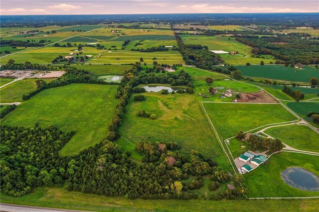 24960 Metcalf Road, Louisburg, KS 66053