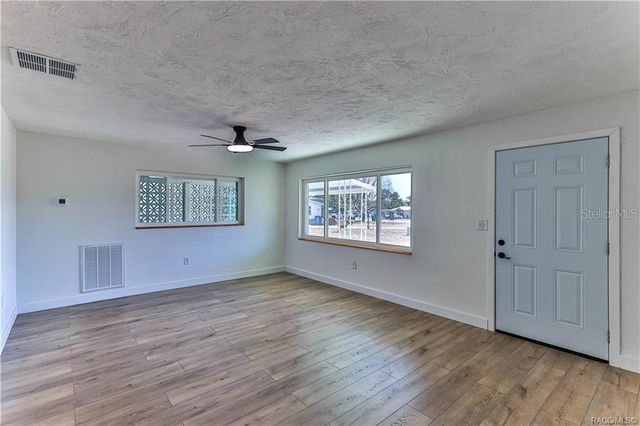 9 JAMES COURT, Beverly Hills, FL 34465