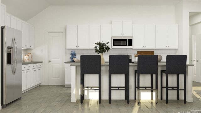 1923 Bonelli Eagle, New Braunfels, TX 78130