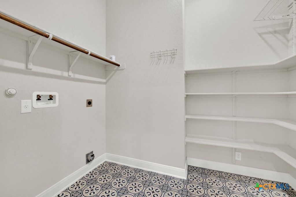 Image 17 of property listing at 2931 Aller, New Braunfels, TX 78130